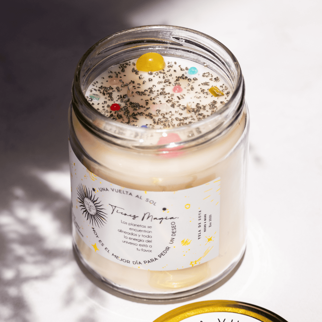 Vela para cumpleaños aromática de cera de soya Una Vuelta al Sol aroma a pastel de galleta 320 g