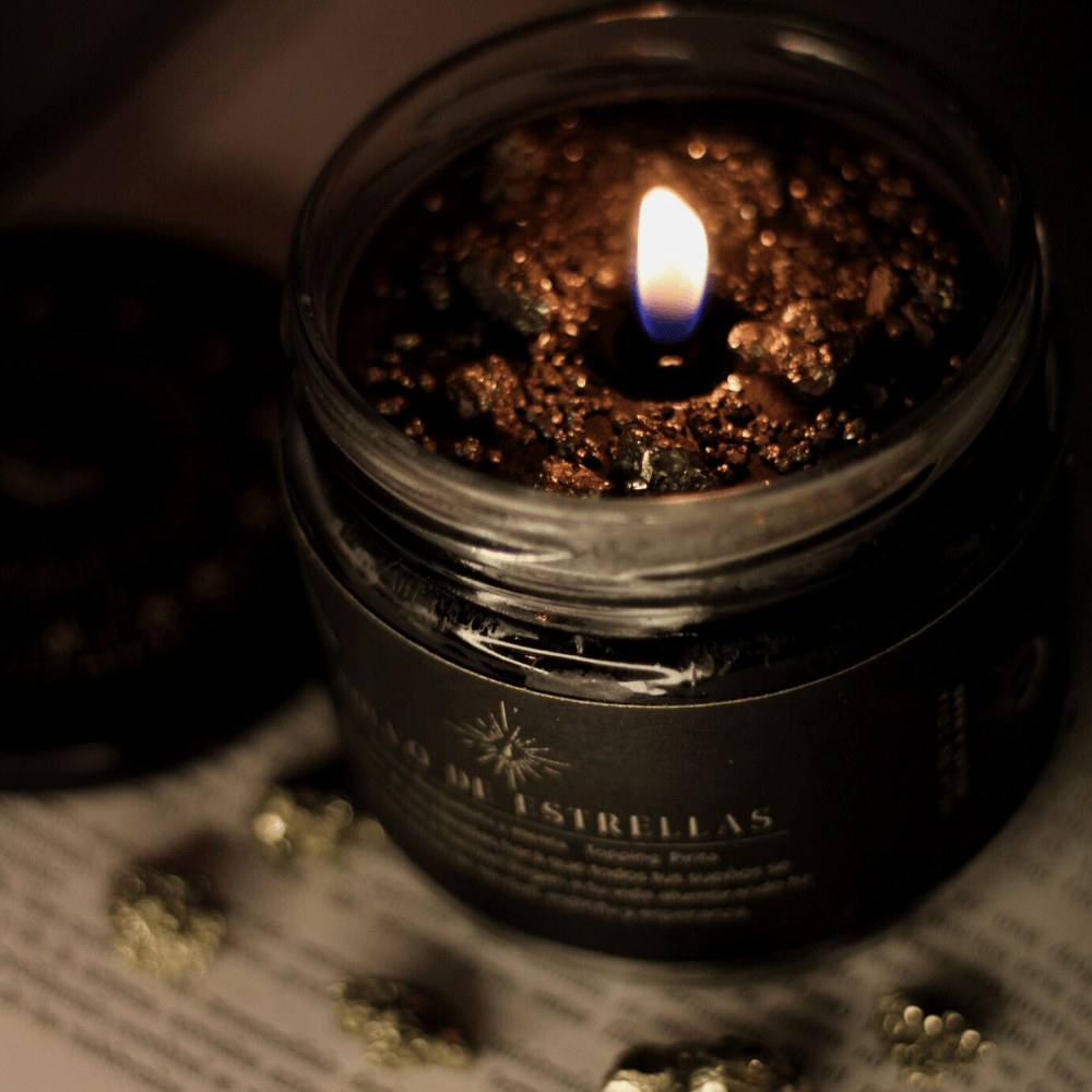Vela aromática de soya Polvo de Estrellas aroma a palo santo y clavo 240 g