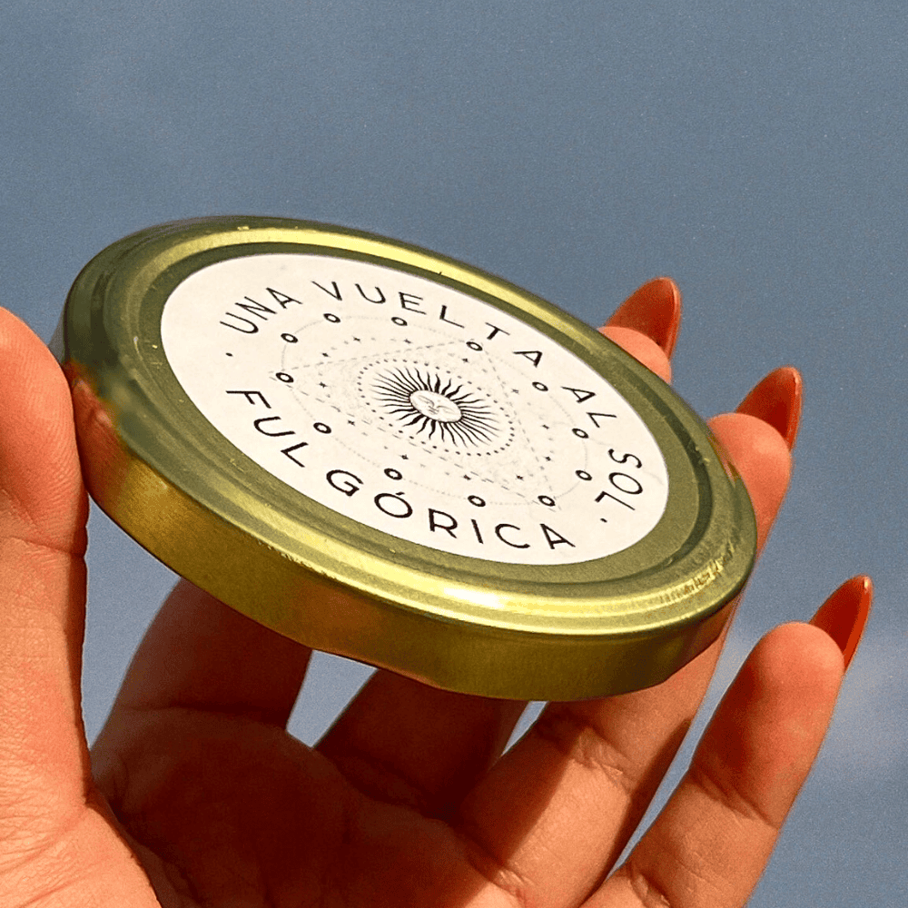 Vela para cumpleaños aromática de cera de soya Una Vuelta al Sol aroma a pastel de galleta 320 g