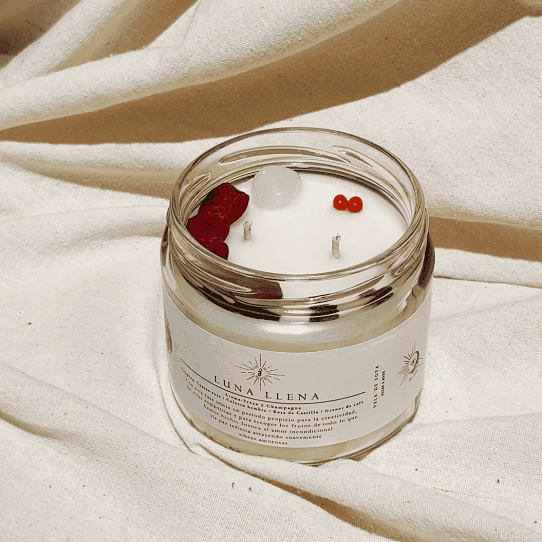 Vela aromática de soya Luna Llena aroma a fresas con champagne 240 g