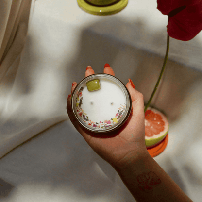 Vela aromática regalo del Día de las Madres - Flores para ti 240 g
