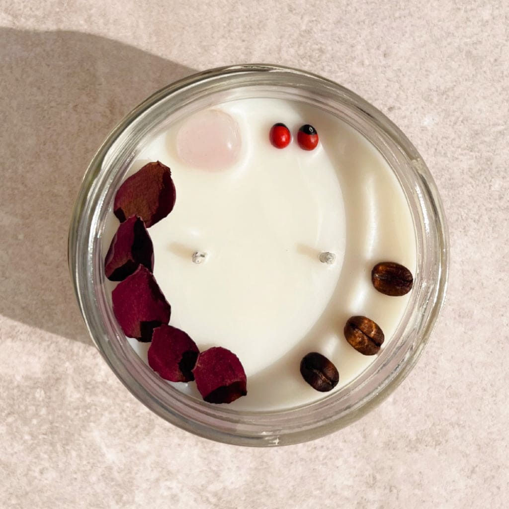 Vela aromática de soya Luna Llena aroma a fresas con champagne 240 g